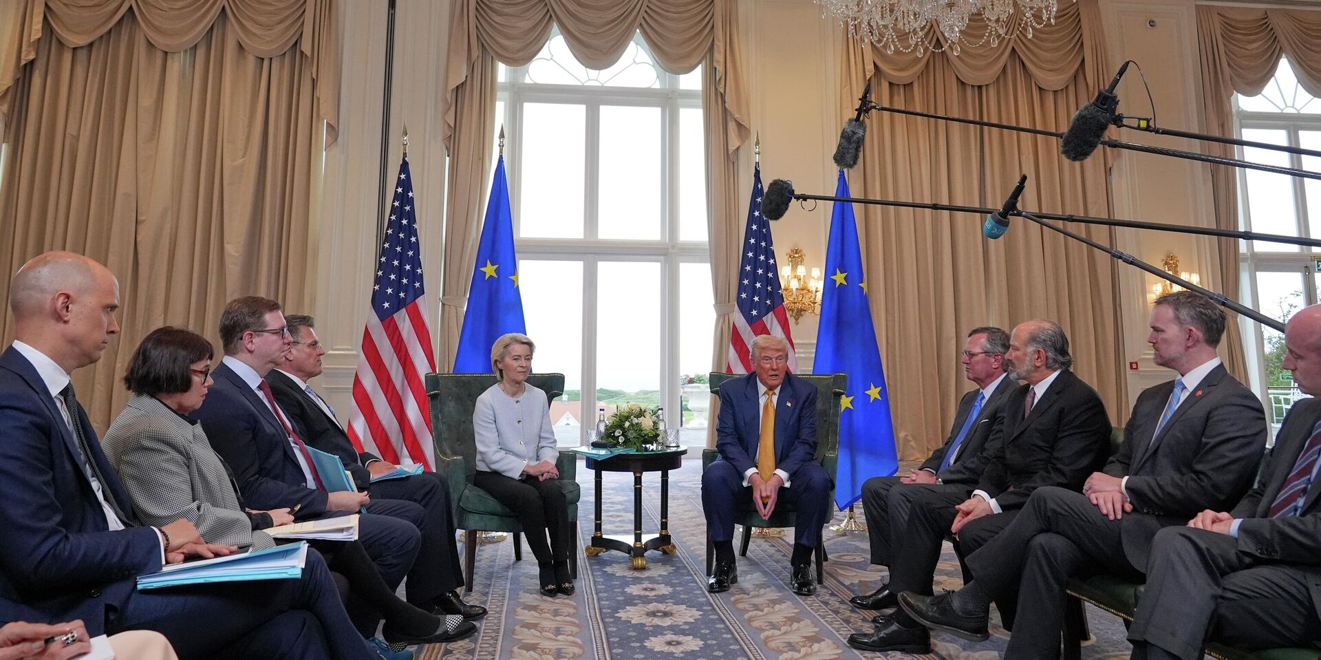 Торговая сделка президента США Дональда Трампа с представителями Евросоюза - ИноСМИ, 1920, 03.08.2025