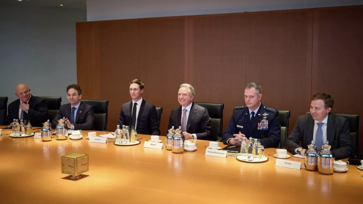 Переговоры по украинскому урегулированию при участии Стива Уиткоффа, Джареда Кушнера и Владимира Зеленского в Берлине