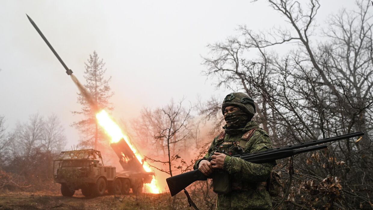 Боевая работа расчета РСЗО Ураган группировки войск Запад