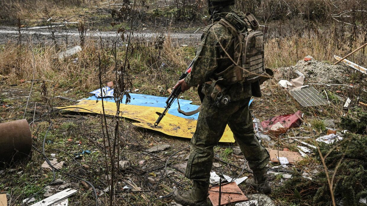 Военнослужащий группировки войск Центр в Красноармейске в ДНР
