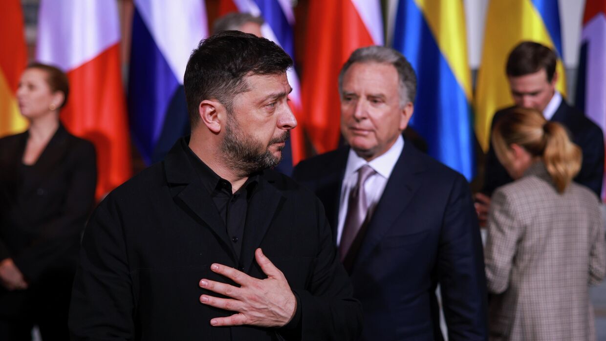 Владимир Зеленский, специальный посланник США Стив Уиткофф и европейские политики на встрече в Берлине, Германия
