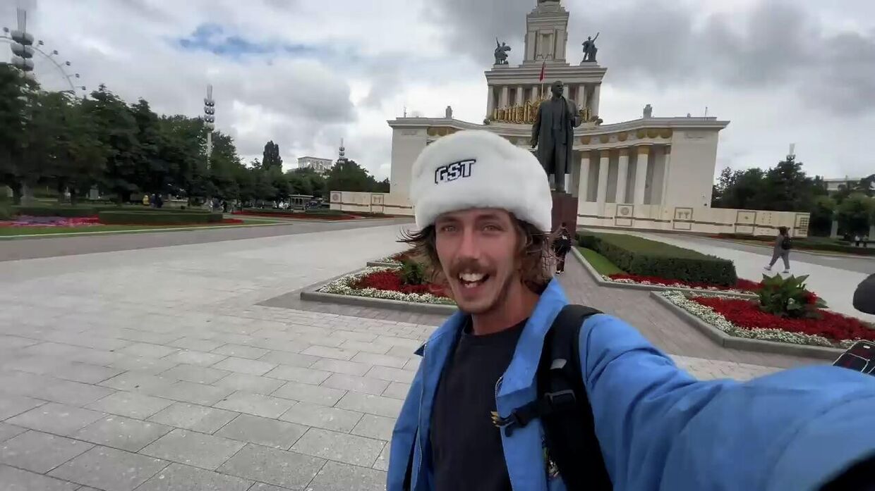 Здесь другой мир. Канадский скейтер не ожидал такого в России