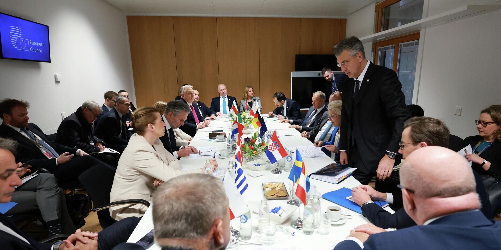 Саммит лидеров ЕС в Брюсселе - ИноСМИ, 1920, 19.12.2025