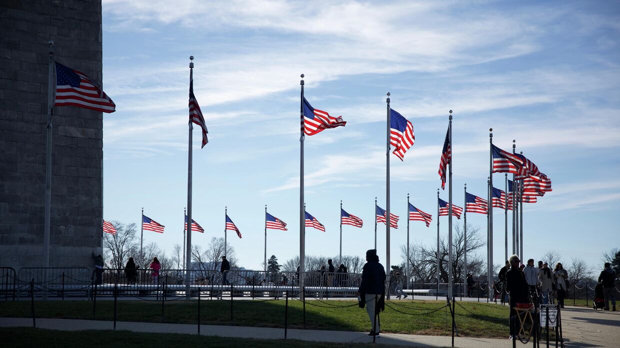 Флаги США в Вашингтоне