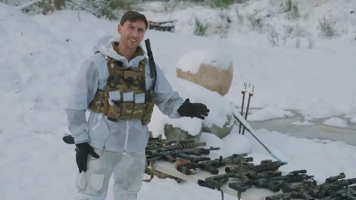 С ними покончено. Американец сравнил обледеневшие АК и западные винтовки