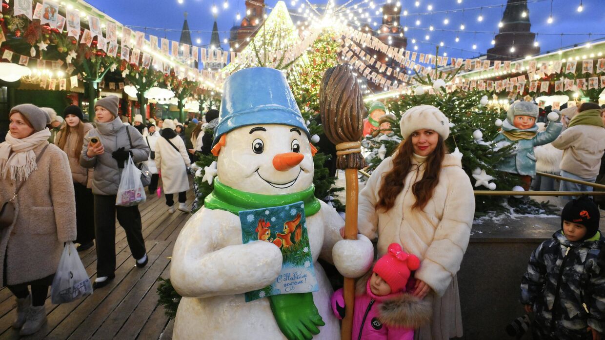 Предновогодняя Москва. Манежная площадь