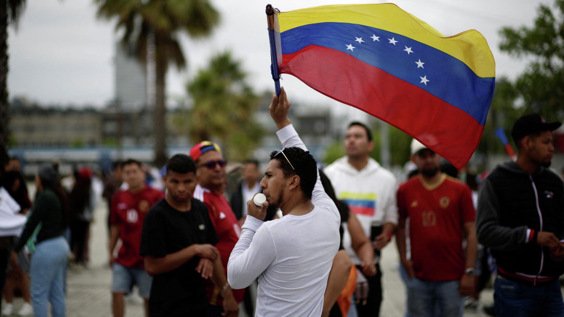 Демонстрации в Венесуэле после захвата Мадуро - ИноСМИ, 1920, 04.01.2026