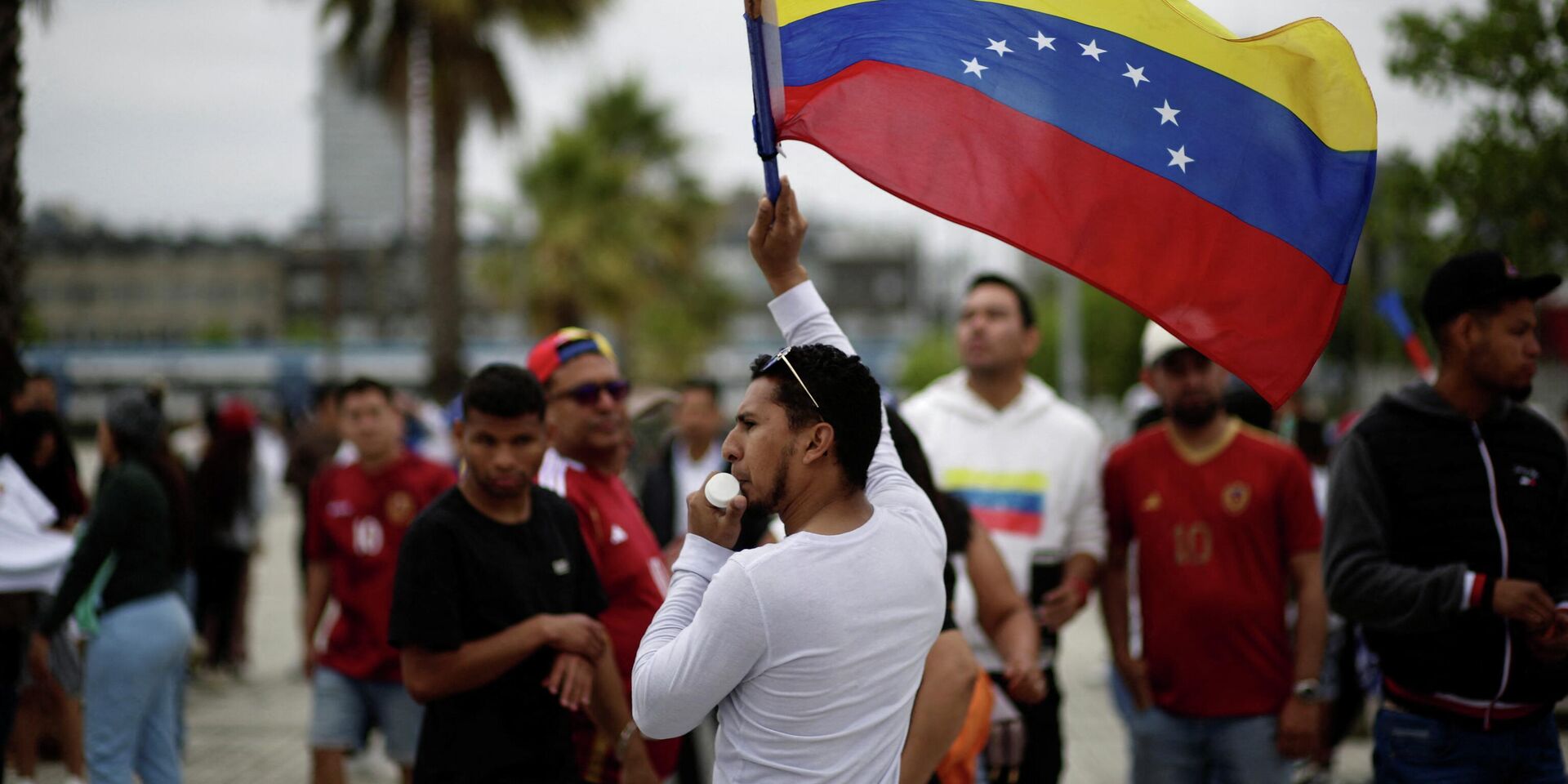 Демонстрации в Венесуэле после захвата Мадуро - ИноСМИ, 1920, 06.01.2026