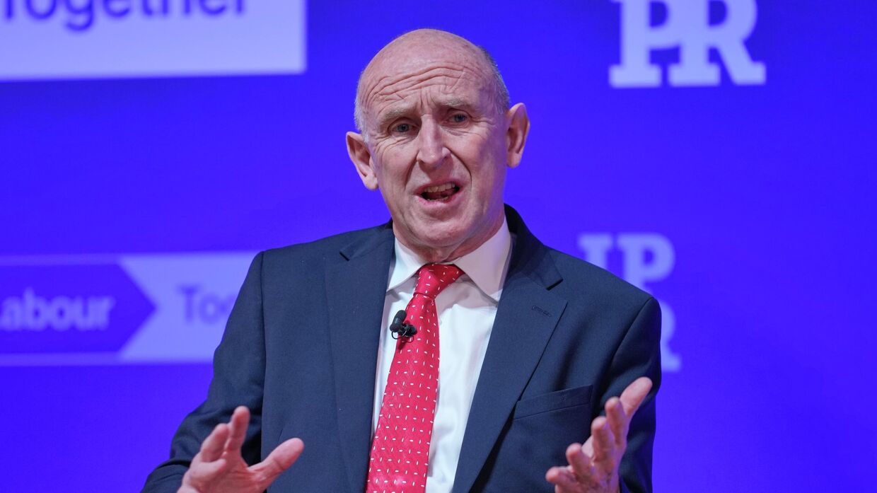 Министр обороны Великобритании Джон Хили