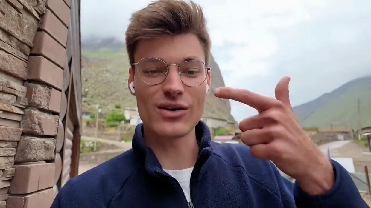 Это могилы, а не дома. Немца обманула Кабардино-Балкария