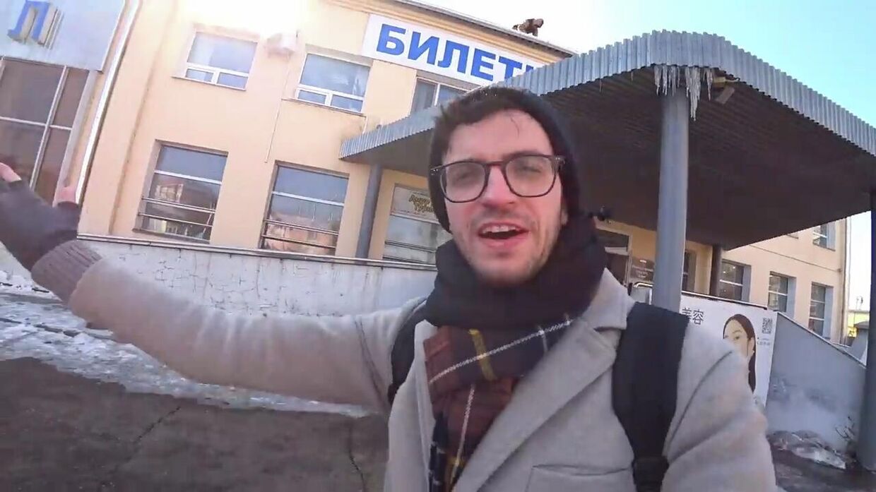 Столкновение двух миров. Итальянец шокирован границей России и Китая