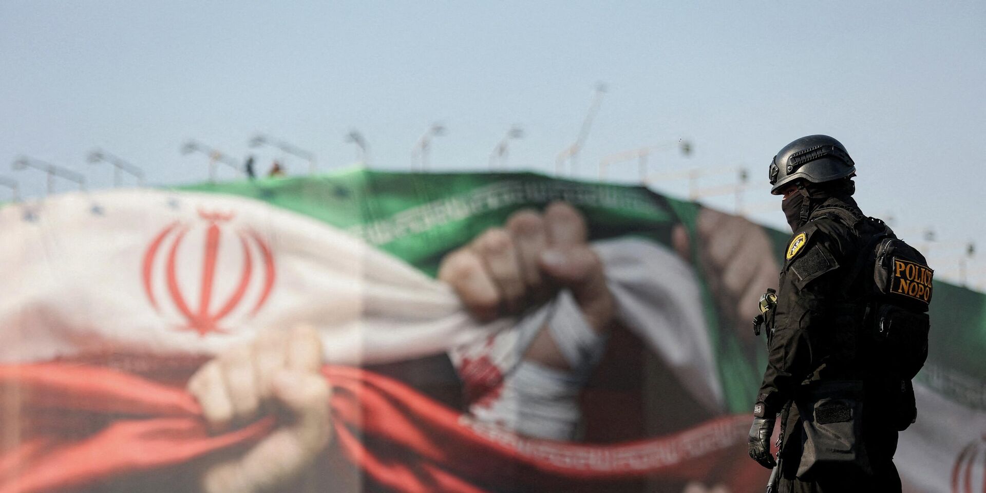 Полиция на проправительственном митинге в Тегеране, Иран - ИноСМИ, 1920, 30.01.2026