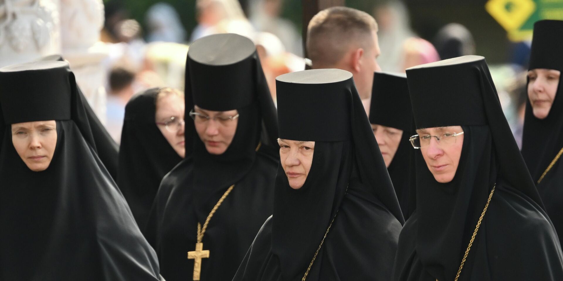 Патриарх Кирилл совершил праздничную литургию в Троице-Сергиевой лавре - ИноСМИ, 1920, 18.01.2026