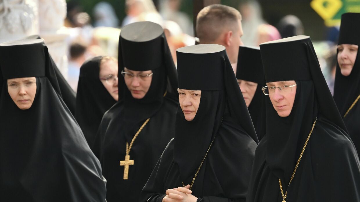 Патриарх Кирилл совершил праздничную литургию в Троице-Сергиевой лавре