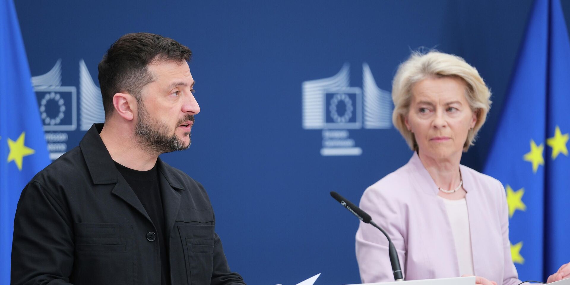 Президент Европейской комиссии Урсула фон дер Ляйен и Владимир Зеленский - ИноСМИ, 1920, 24.01.2026