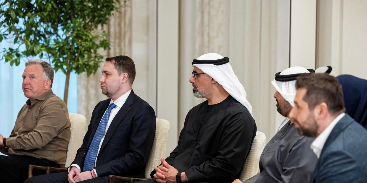 Трехсторонние переговоры России, США и Украины в Абу-Даби