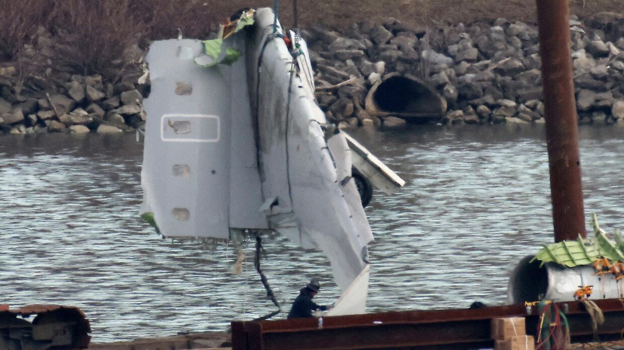 Крушение самолета с российскими фигуристами над Вашингтоном