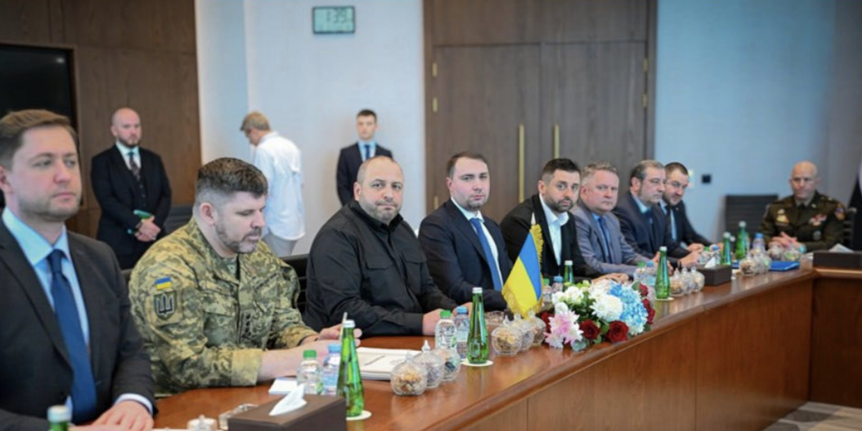 Второй раунд трехсторонних переговоров между РФ, Украиной и США в Абу-Даби