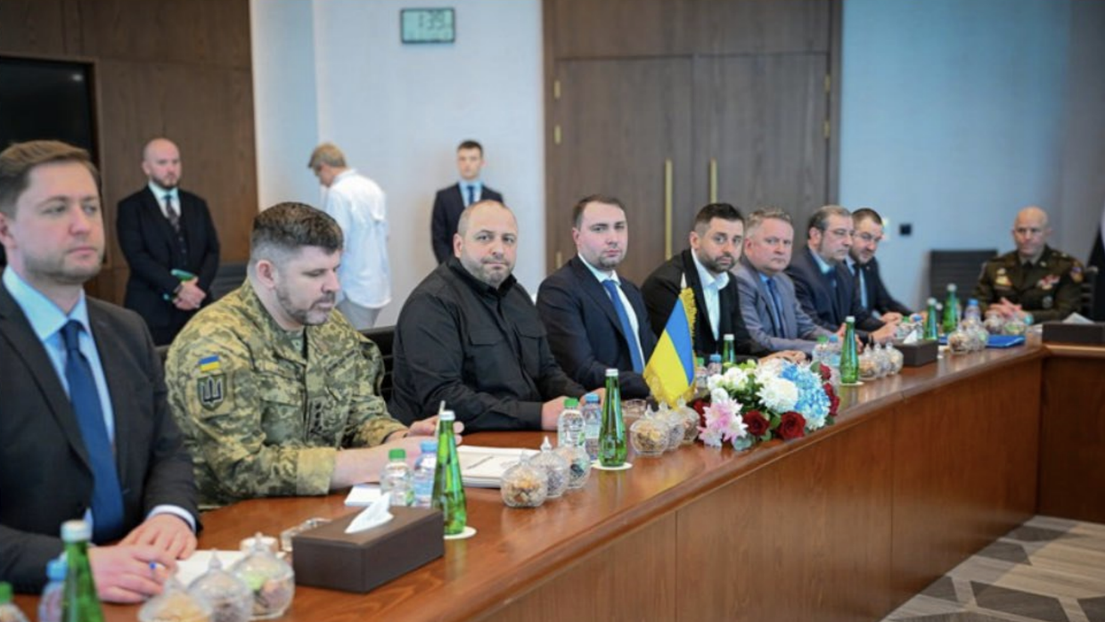 Второй раунд трехсторонних переговоров между РФ, Украиной и США в Абу-Даби