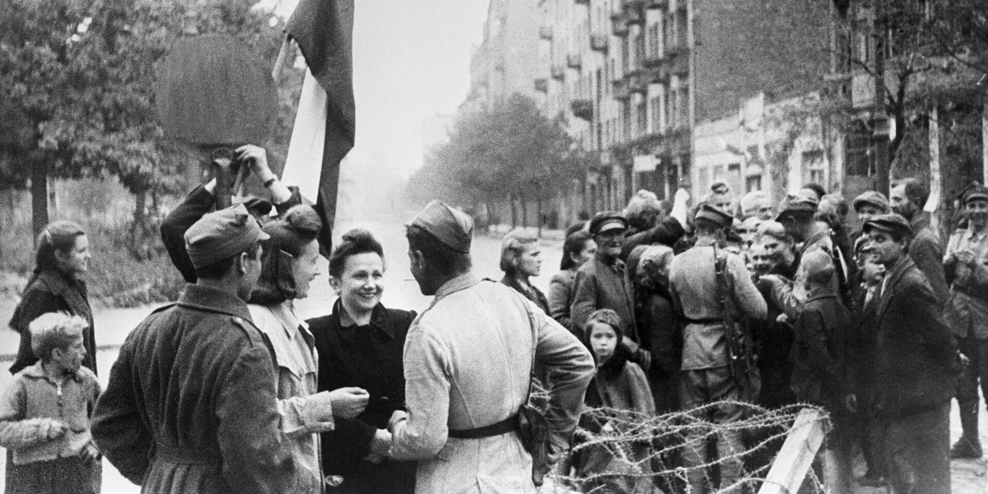 Великая Отечественная война 1941-1945 гг. Освобождение Польши от немецко-фашистских войск.  - ИноСМИ, 1920, 05.02.2026