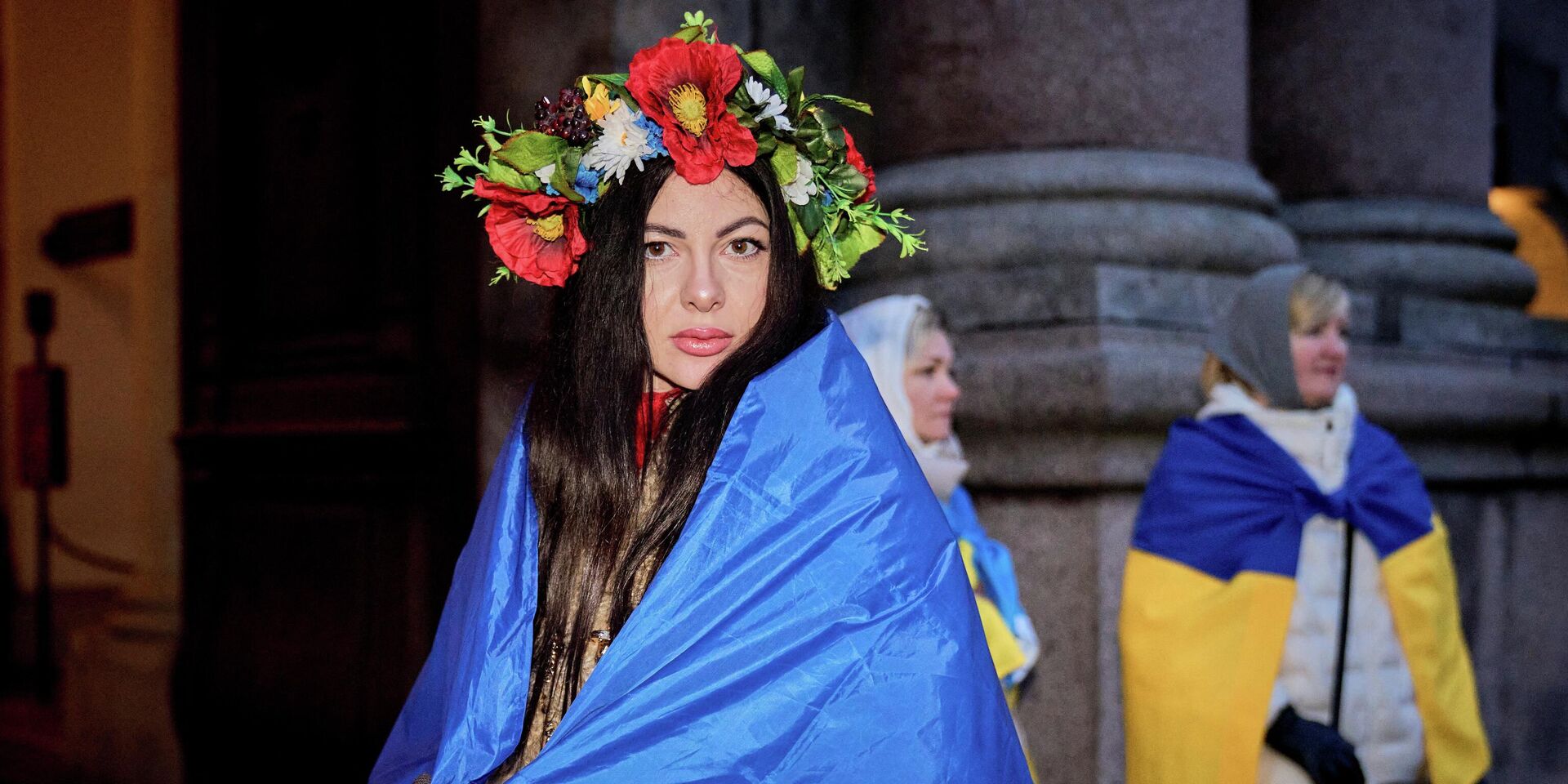 Участники проукраинской демонстрации, посвященной четырехлетней годовщине СВО, в Копенгагене, Дания, 24 февраля 2026 года - ИноСМИ, 1920, 28.02.2026