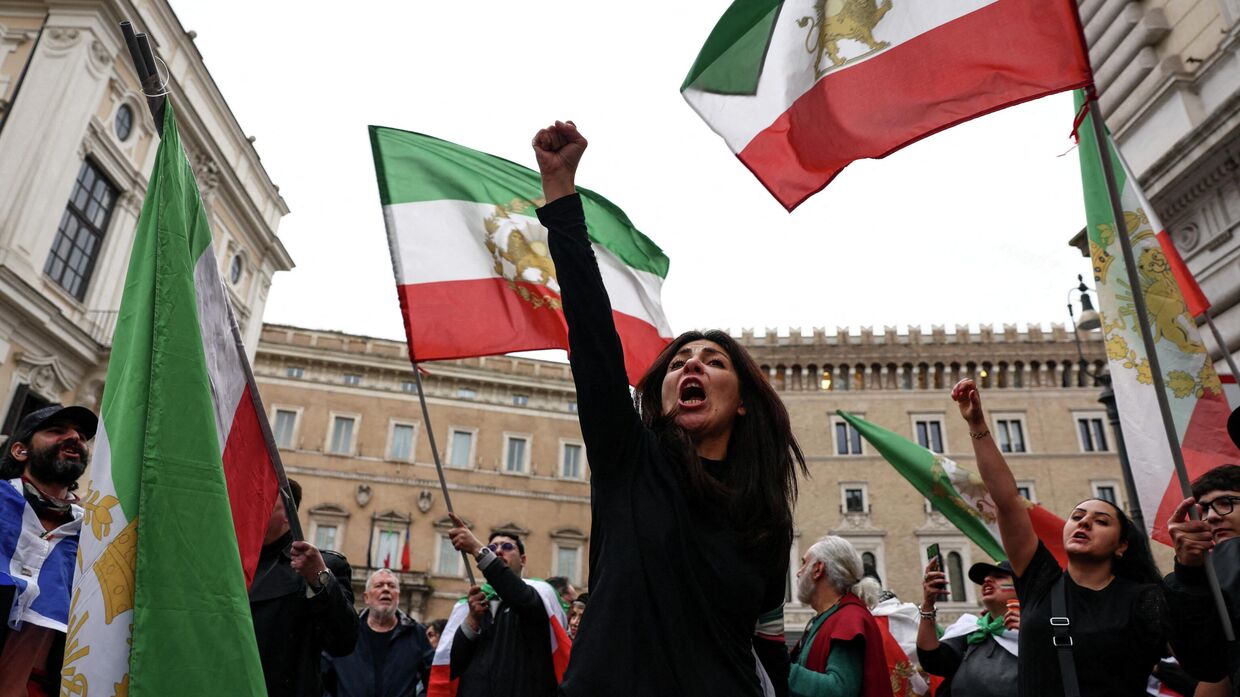 Протест против правительства Ирана в Риме
