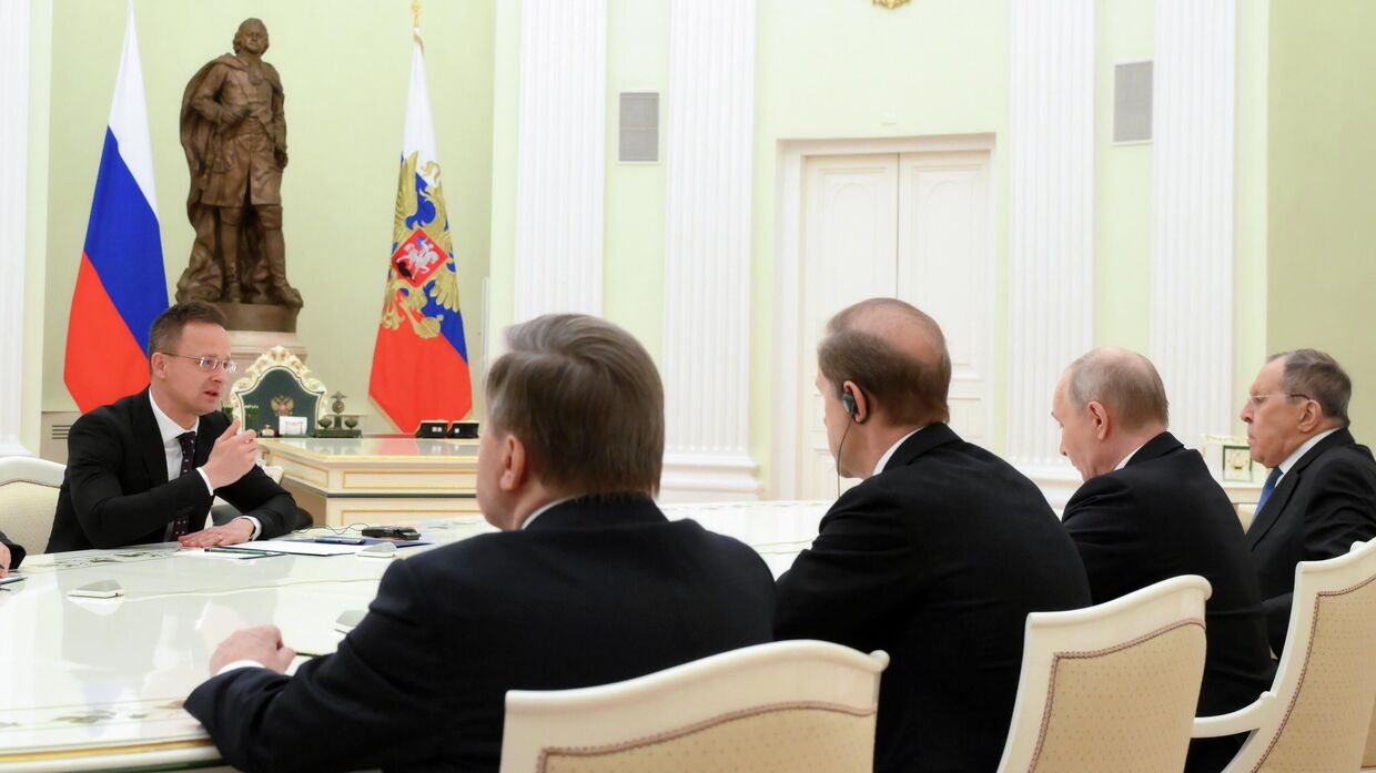 Встреча президента Владимира Путина и главы МИД Венгрии Петера Сиярто