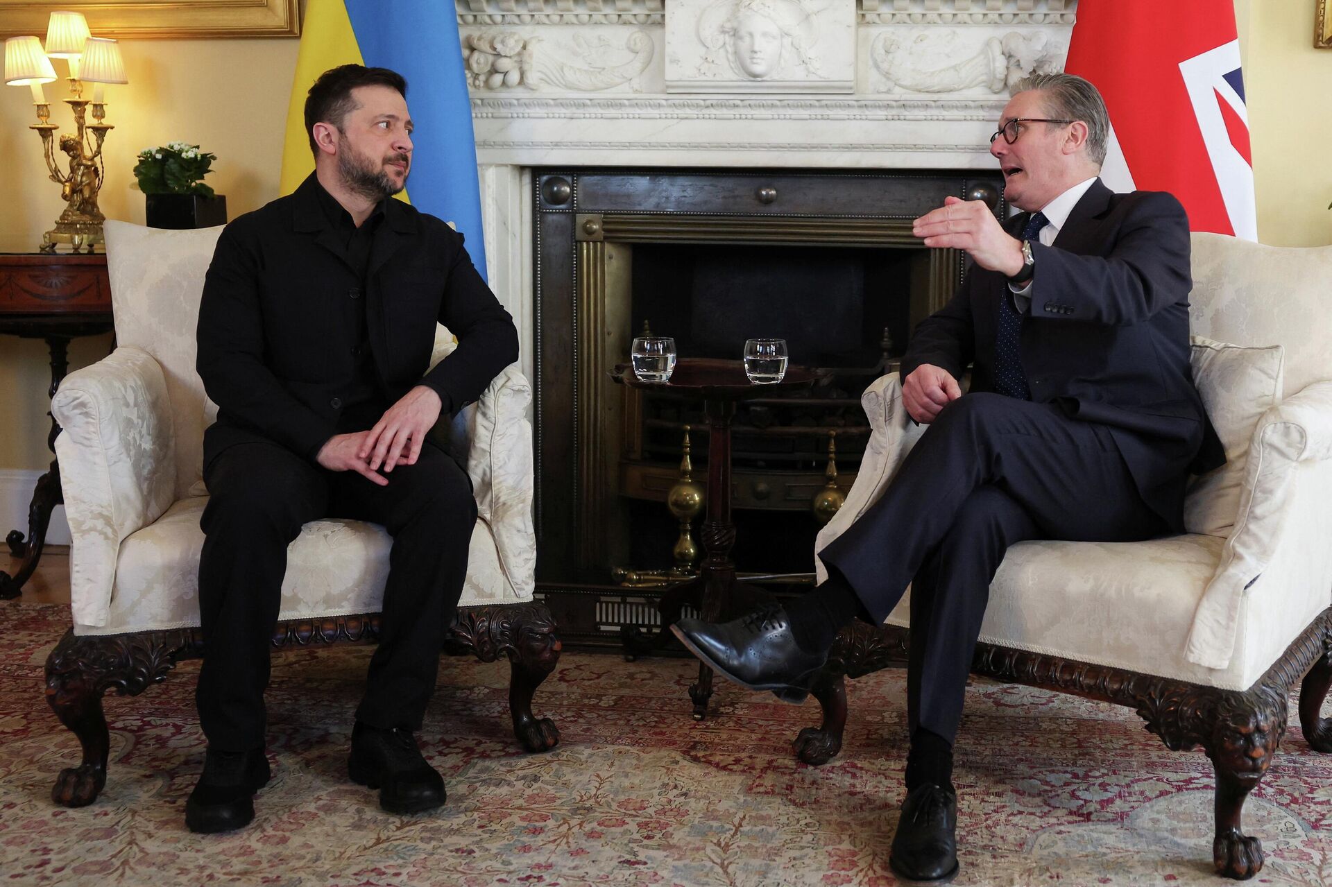 Владимир Зеленский и Кир Стармер на Даунинг-стрит - ИноСМИ, 1920, 19.03.2026