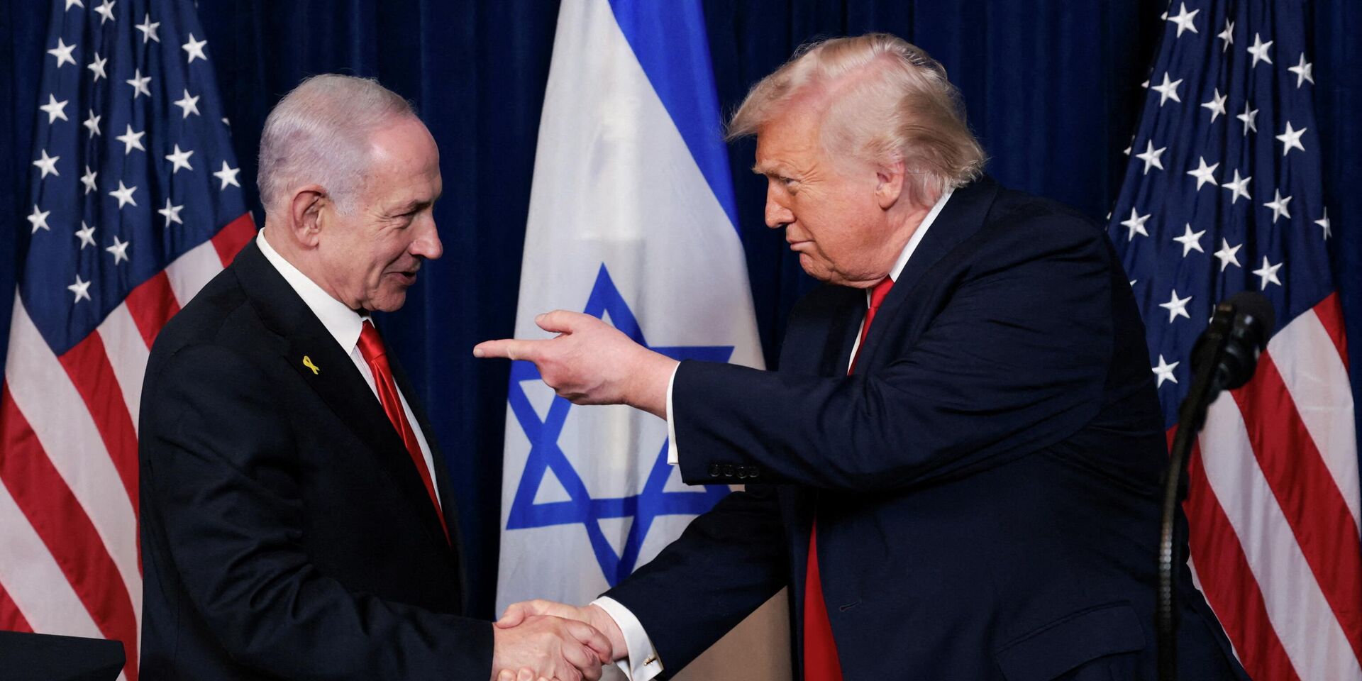 Премьер-министр Израиля Биньямин Нетаньяху и президент США Дональд Трамп - ИноСМИ, 1920, 25.03.2026