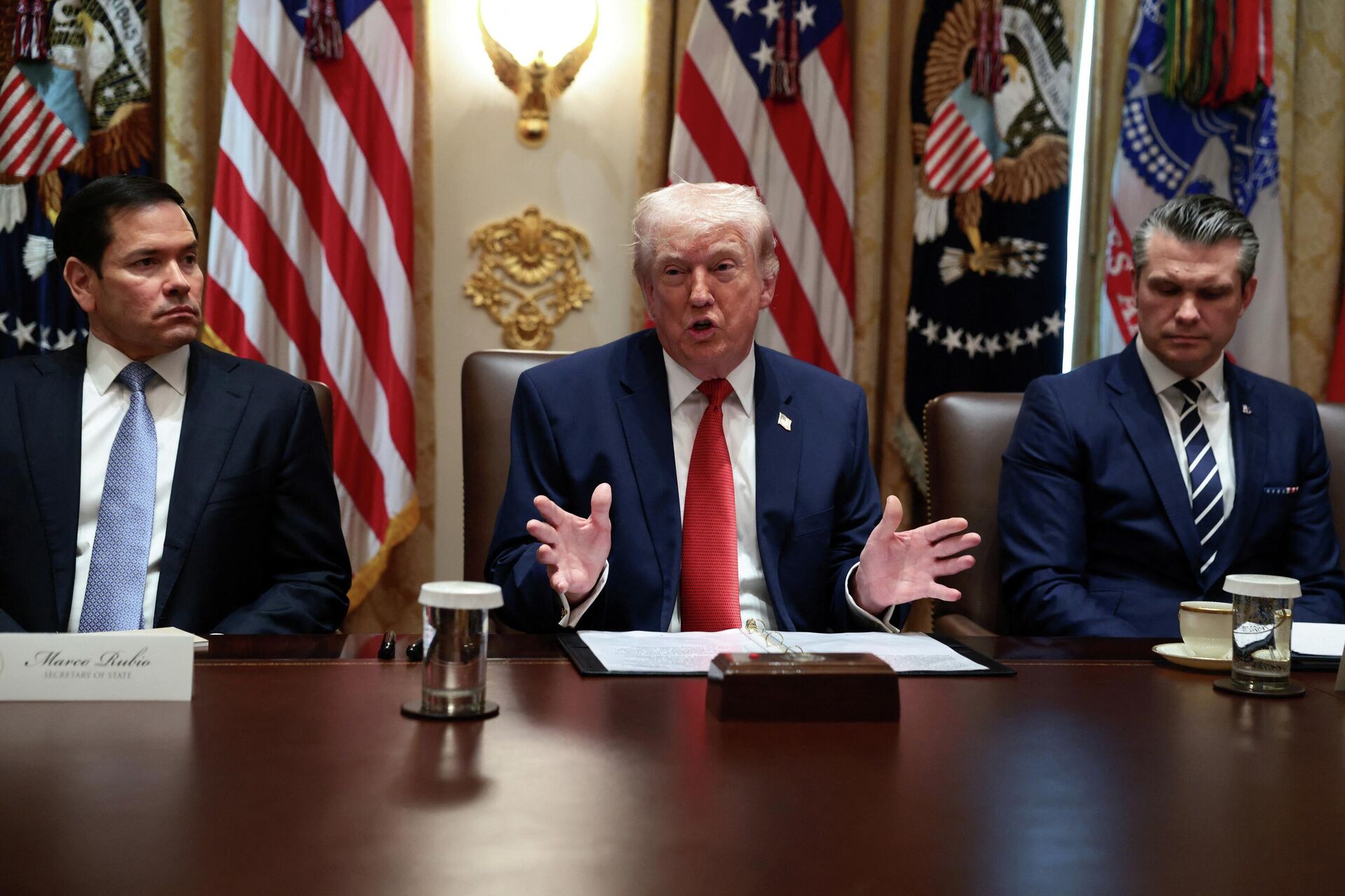 Президент США Дональд Трамп, госсекретарь Марко Рубио и министр обороны Пит Хегсет - ИноСМИ, 1920, 03.04.2026