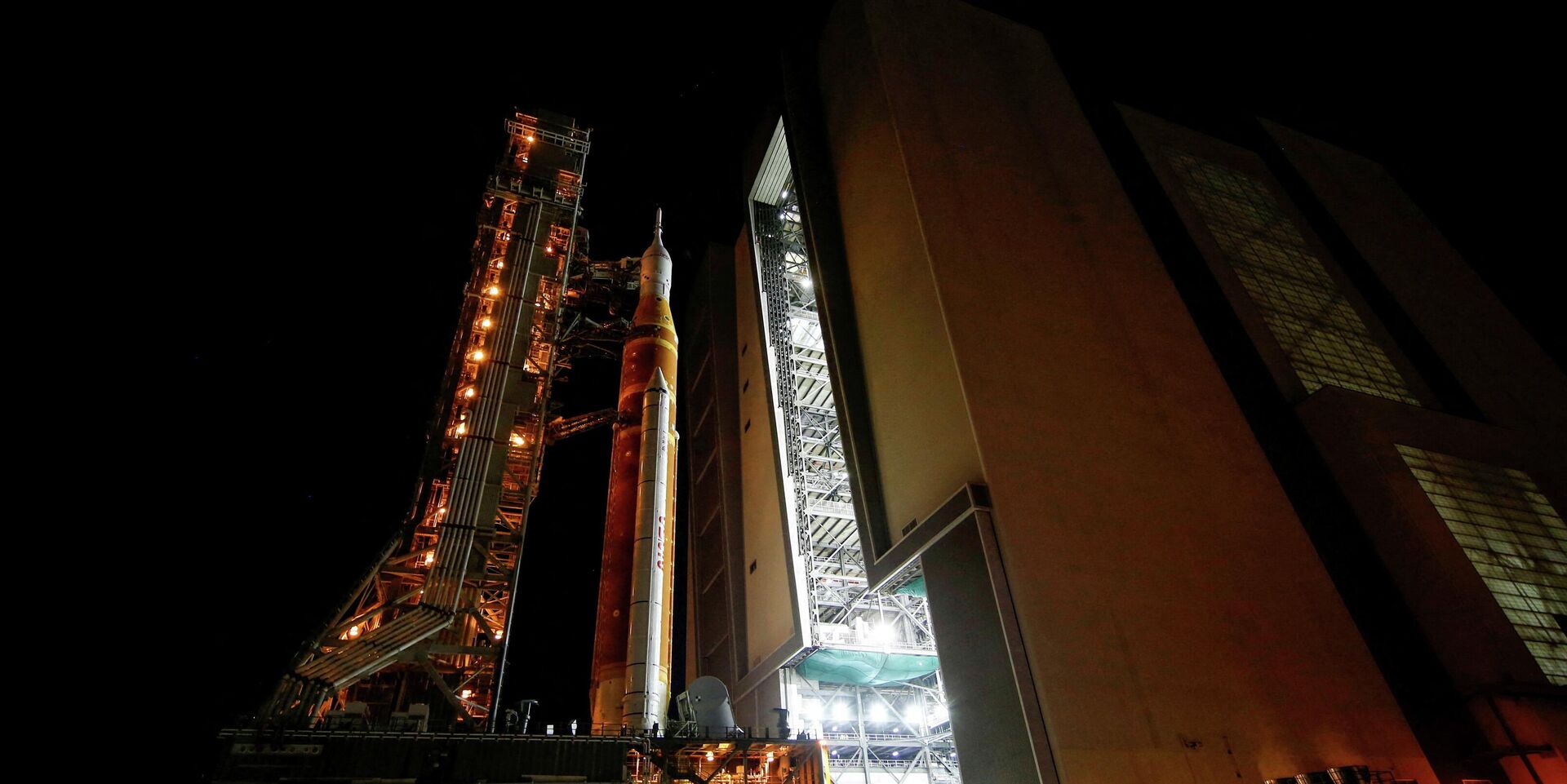 Подготовка к запуску миссии НАСА Артемида II на мысе Канаверал, штат Флорида, США, 25 февраля 2026 года - ИноСМИ, 1920, 27.03.2026