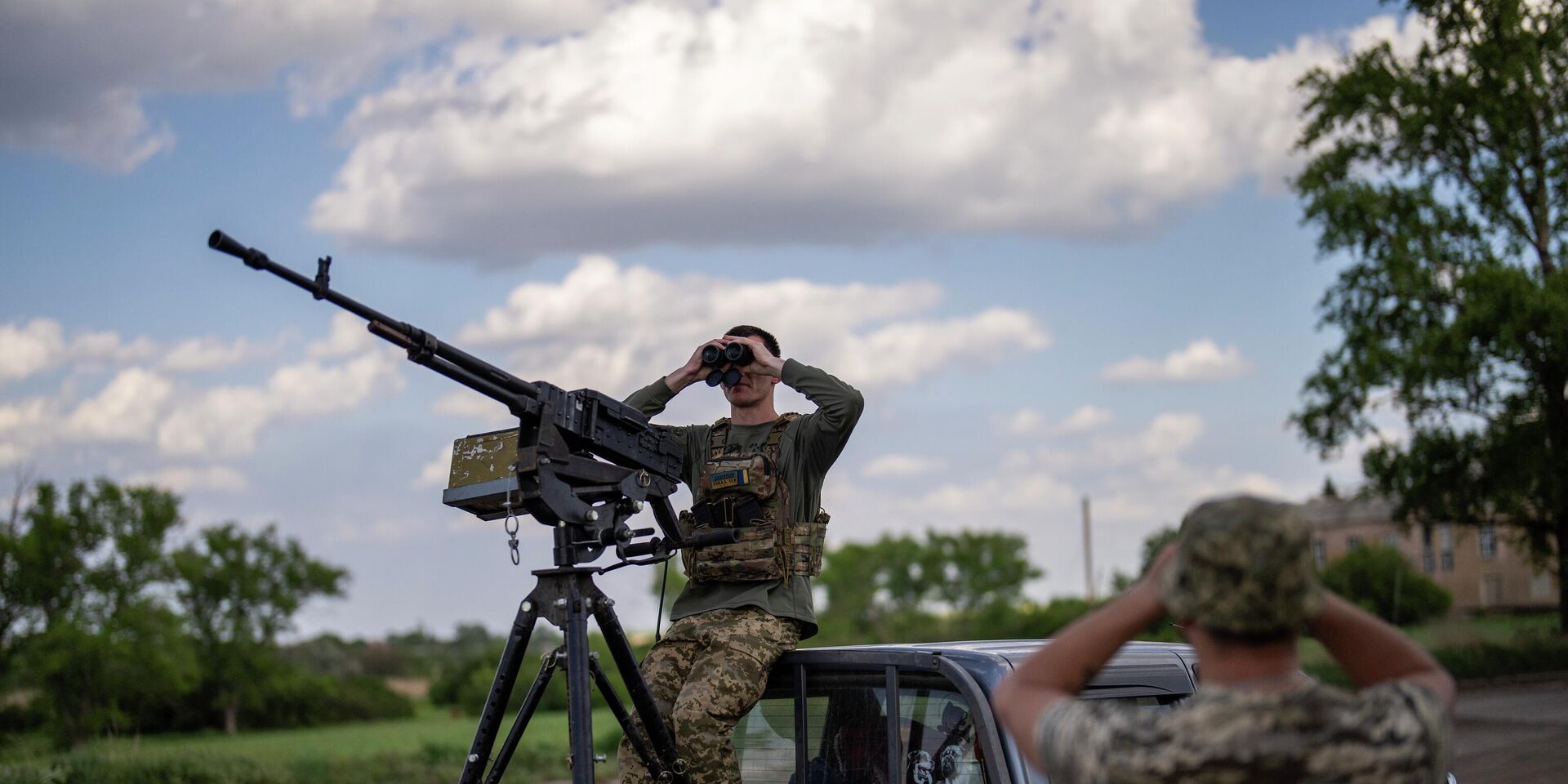 Украинские боевики мониторят небо у линии боевого соприкосновения - ИноСМИ, 1920, 31.03.2026