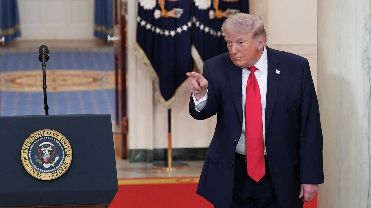 Президент США Дональд Трамп выступает с обращением к нации по поводу ситуации вокруг Ирана. 1 апреля 2026 г.