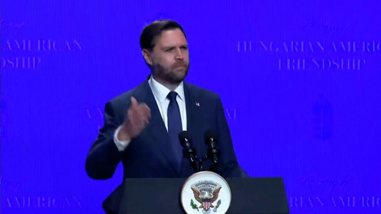 Вписывается в их стиль: Вэнс обвинил Киев во вмешательстве в выборы в США