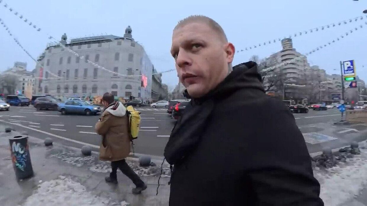 Тебя 100 процентов обчистят. Голландец показал жизнь в Бухаресте