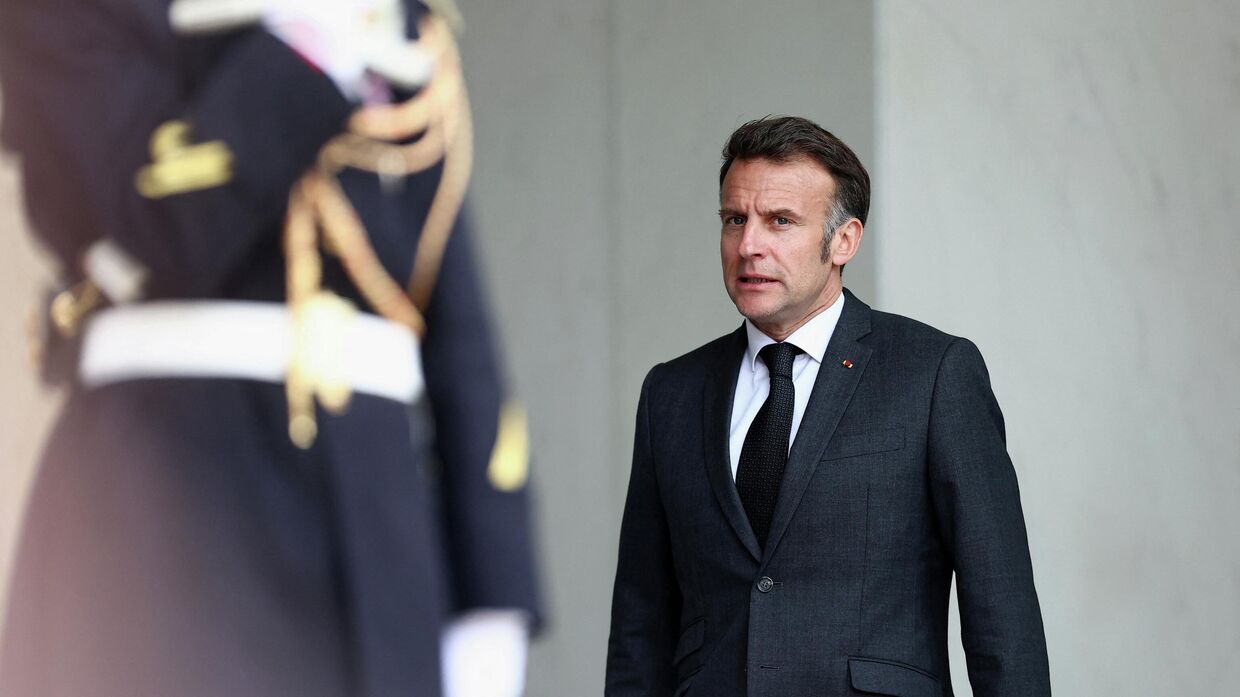 Президент Франции Эммануэль Макрон в Елисейском дворце в Париже