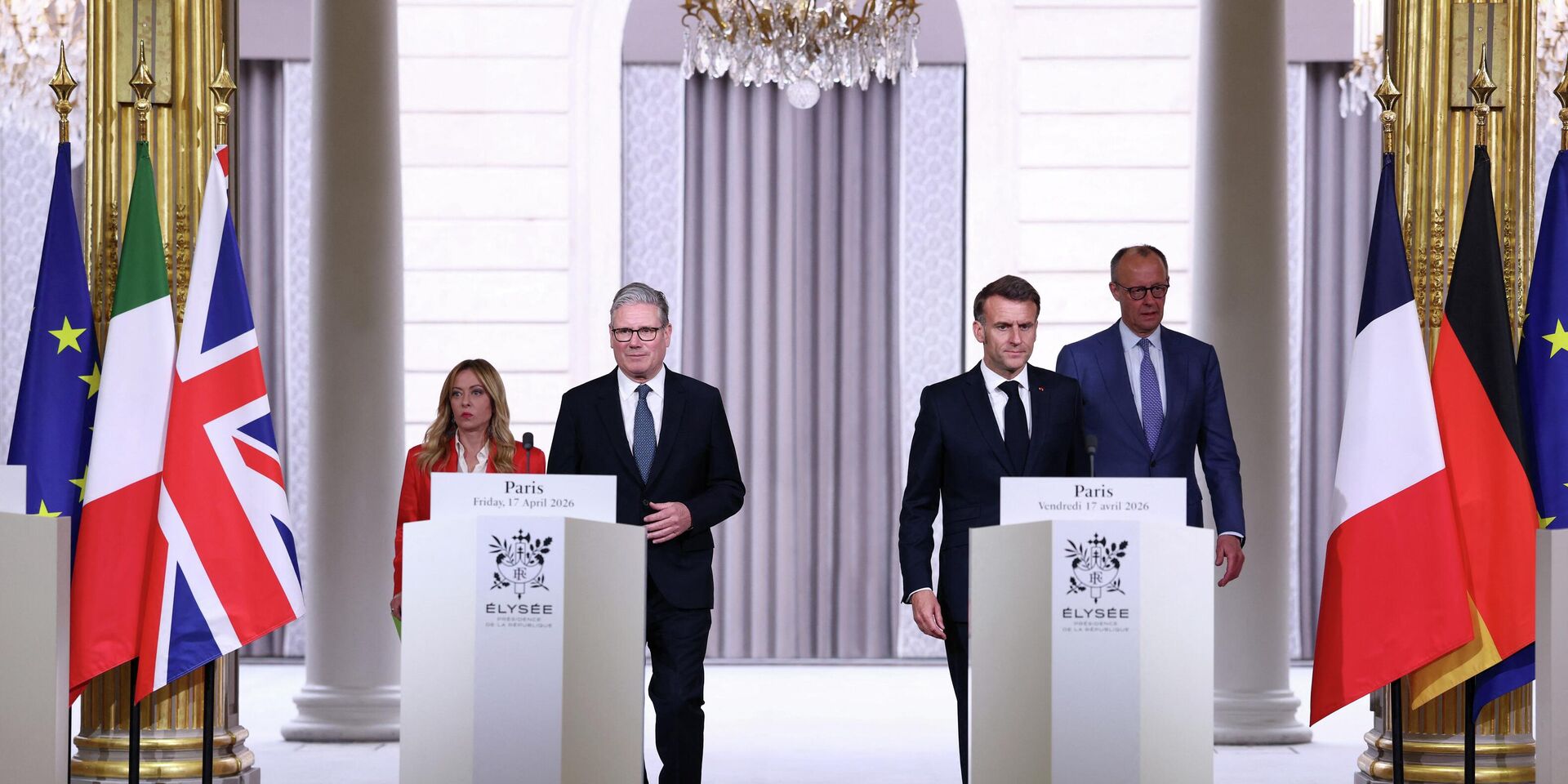 Премьер-министр Италии Джорджия Мелони, премьер-министр Великобритании Кир Стармер, президент Франции Эммануэль Макрон и канцлер Германии Фридрих Мерц на пресс-конференции после саммита по обеспечению безопасности Ормузского пролива. - ИноСМИ, 1920, 18.04.2026