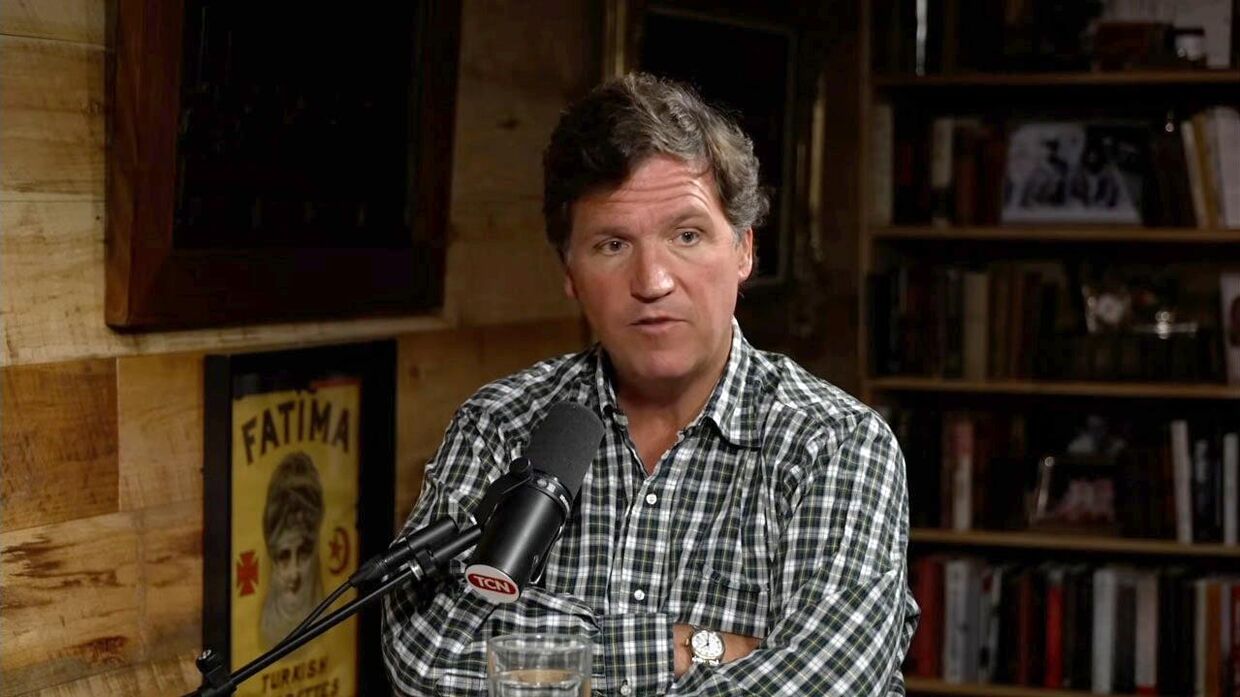 Мы к этому причастны: Такер Карлсон извинился за свою поддержку Трампа