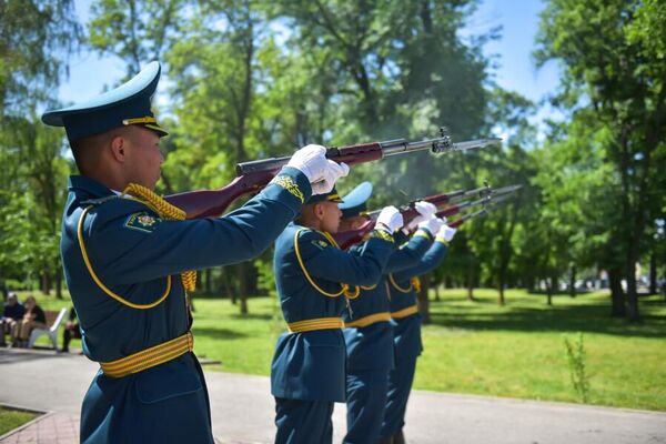 В Бишкеке прошла международная акция Огонь памяти