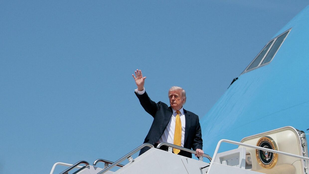 Президент США Дональд Трамп перед вылетом в Китай, на объединенной базе Эндрюс, штат Мэриленд, США, 12 мая 2026 года