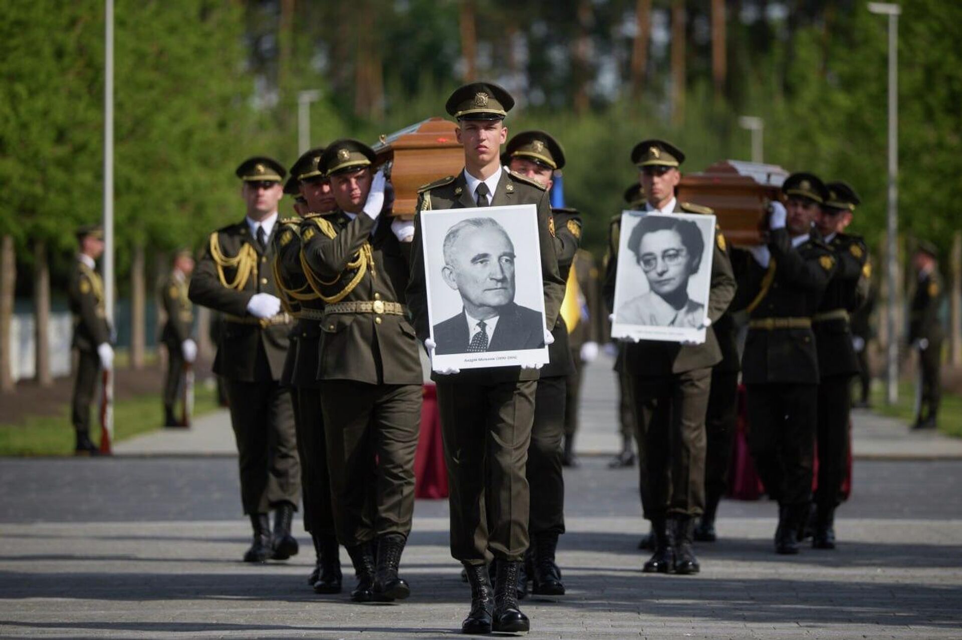 На Украине перезахоронили Андрея Мельника, сотрудничавшего с нацистами - ИноСМИ, 1920, 26.05.2026