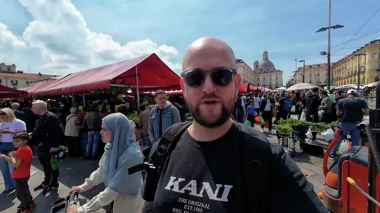 Никабы и хиджабы. Европейцы рассказали о самых популярных товарах в Италии