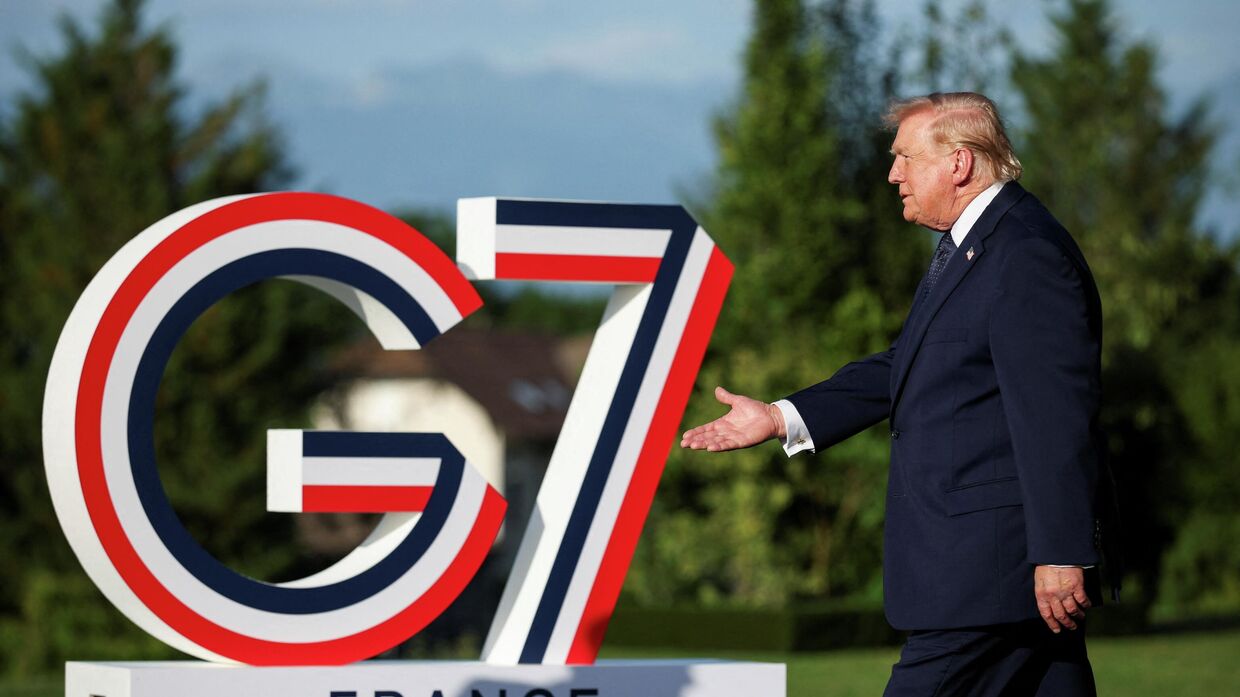 Президент США Дональд Трамп на саммите G7 во Франции