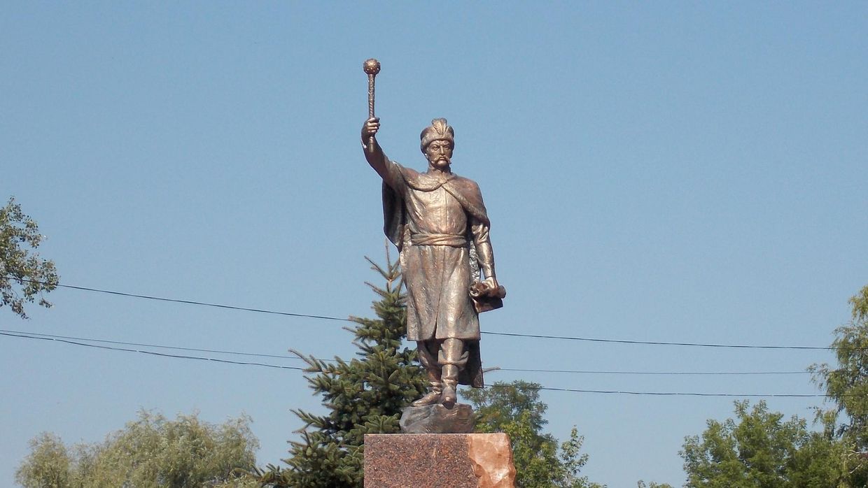 Памятник Ивану Мазепе в Коломаке, Украина
