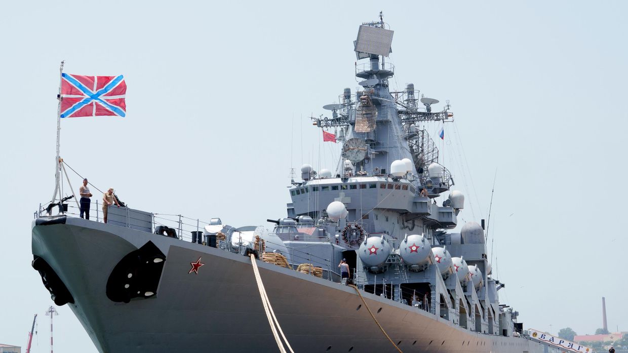 Российские корабли прибыли на военную базу в Циндао
