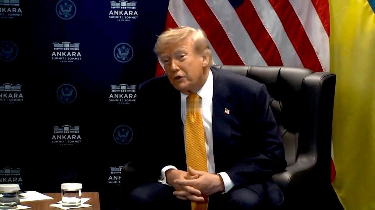 Вы больше не сможете жаловаться. Трамп встретился с Зеленским в Анкаре