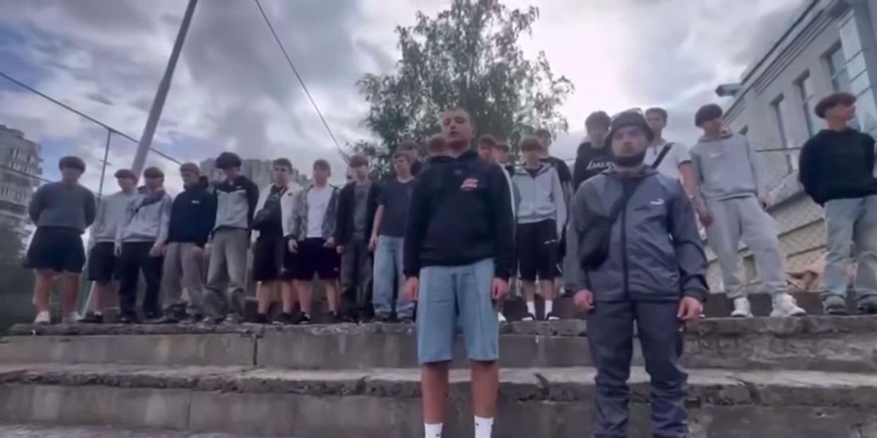 Участников беспорядков заставили извиняться
