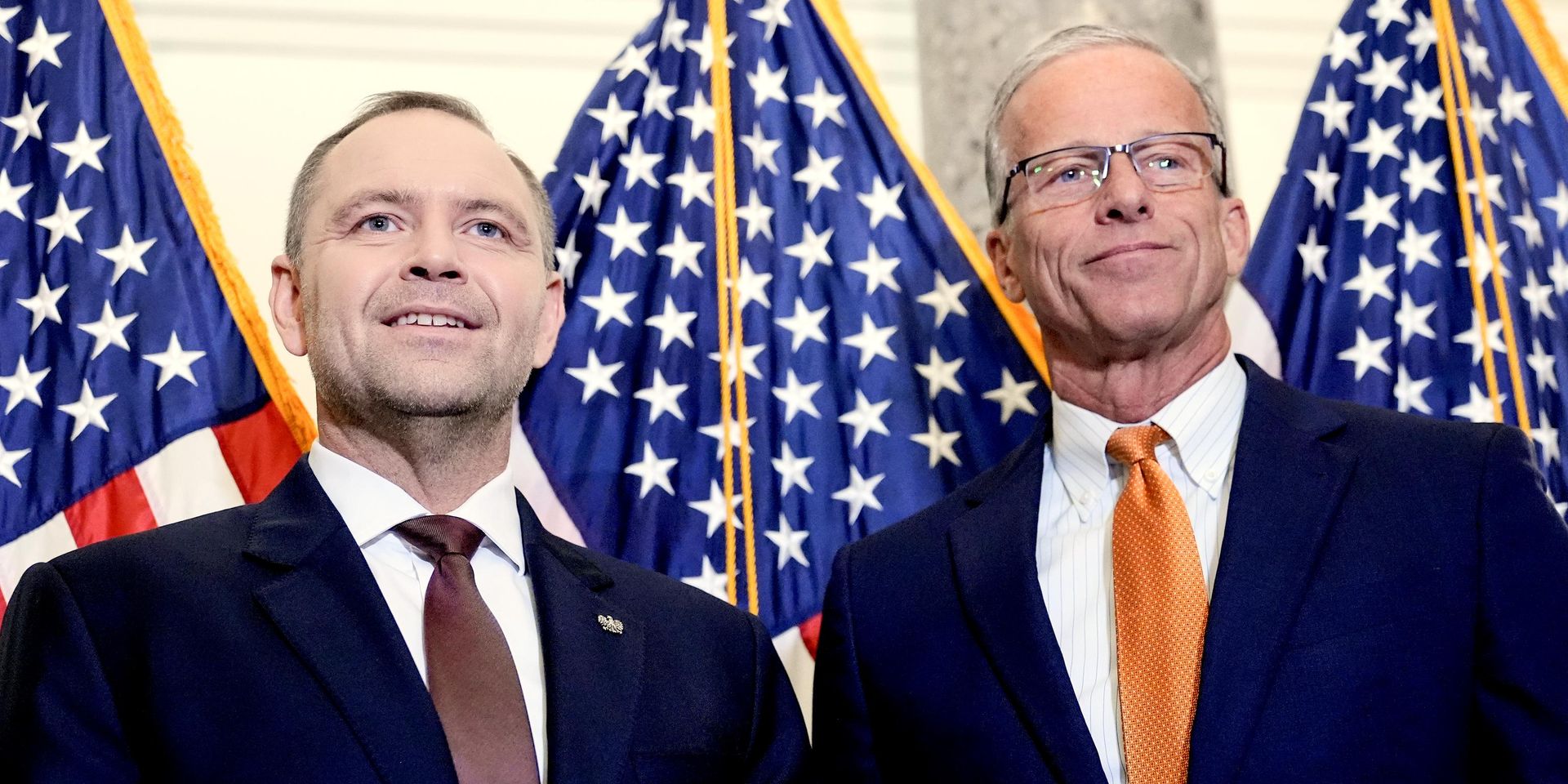 Президент Польши Кароль Навроцкий и лидер большинства в Сенате США Джон Тьюн - ИноСМИ, 1920, 22.07.2026