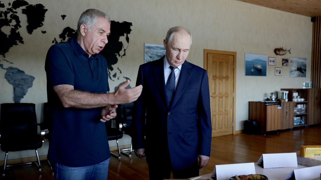 Рабочая поездка президента Владимира Путина в Сахалинскую область