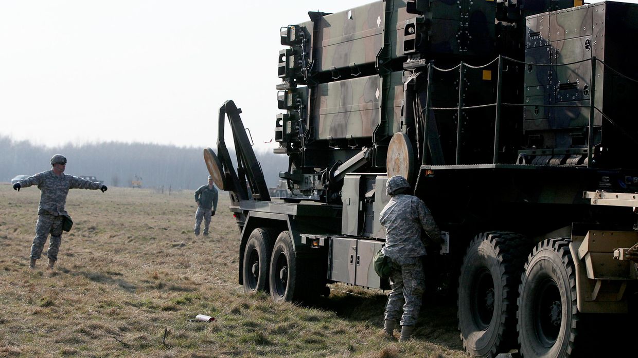 Развертывание системы Patriot на полигоне в Сохачеве, Польша